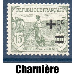 Timbre France Yvert No 164 Orphelins de la guerre surchargé neuf * sur charnière