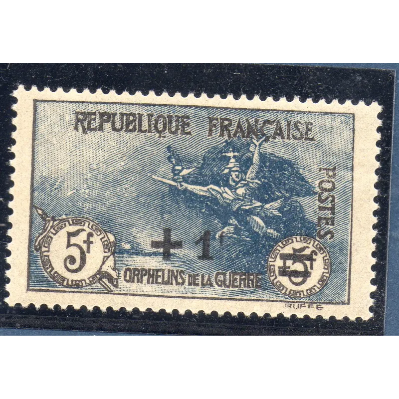 Timbre France Yvert No 169 Orphelins de la guerre surchargé neuf **