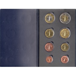 Lettonie série probe 8 pièces euro 2003 FDC ,pièce de monnaie