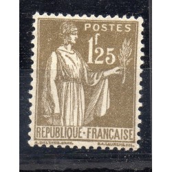 Timbre France Yvert No 287 Type paix 1.25f Olive neuf **